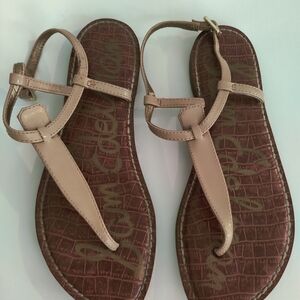 Sam Edelman Saks 5th Avenue Nude Croc Embossed Classic T Thong Gigi